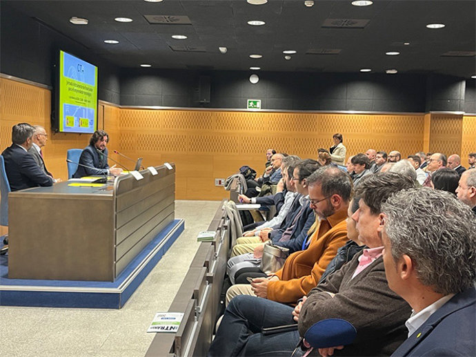 Jornada organizada por CTA para analizar los instrumentos de financiación pública que están a disposición de los emprendedores del sector tecnológico.