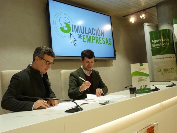 El vicepresidente de Prodetur y el alcalde de Constantina