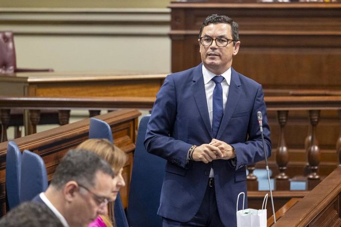El consejero de Obras Públicas, Vivienda y Movilidad del Gobierno de Canarias, Pablo Rodríguez