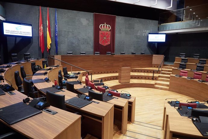 Vista del Salón de Plenos del Parlamento de Navarra.