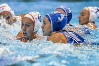 La selección femenina de waterpolo fulmina a Grecia y pasa directa a cuartos