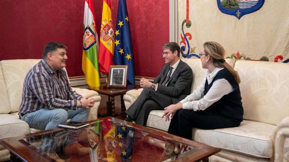 Capellán presenta a UPTA, ATA y FER los detalles del Plan de Incentivo al Trabajo Autónomo
