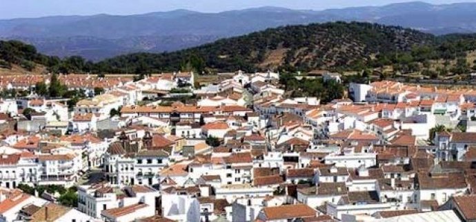 Archivo - Imagen aérea de Minas de Riotinto.