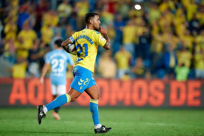Archivo - Jonathan Viera of UD Las Palmas celebrates a goal during the Spanish league, La Liga EA Sports, football match played between UD Las Palmas and RC Celta at Estadio Gran Canaria on October 2, 2023, in Las Palmas de Gran Canaria, Spain.