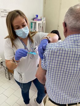 Imagen de archivo de una vacunacion 