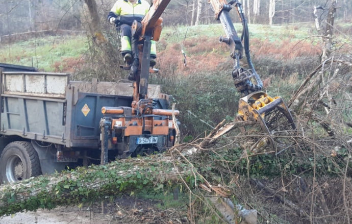 La Confederación Hidrográfica del Cantábrico (CHC) finaliza trabajos de conservación en el río Libardón, en Colunga