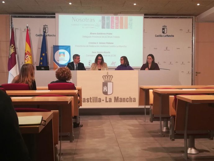 Presentación de la campaña 'Nosotras, conoce y comprende el autismo' en la sede de la Delegación de la Junta en Toledo.