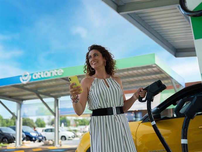Archivo - Atlante se asocia con Chargemap para ampliar la oferta de servicios de carga de vehículos eléctricos.