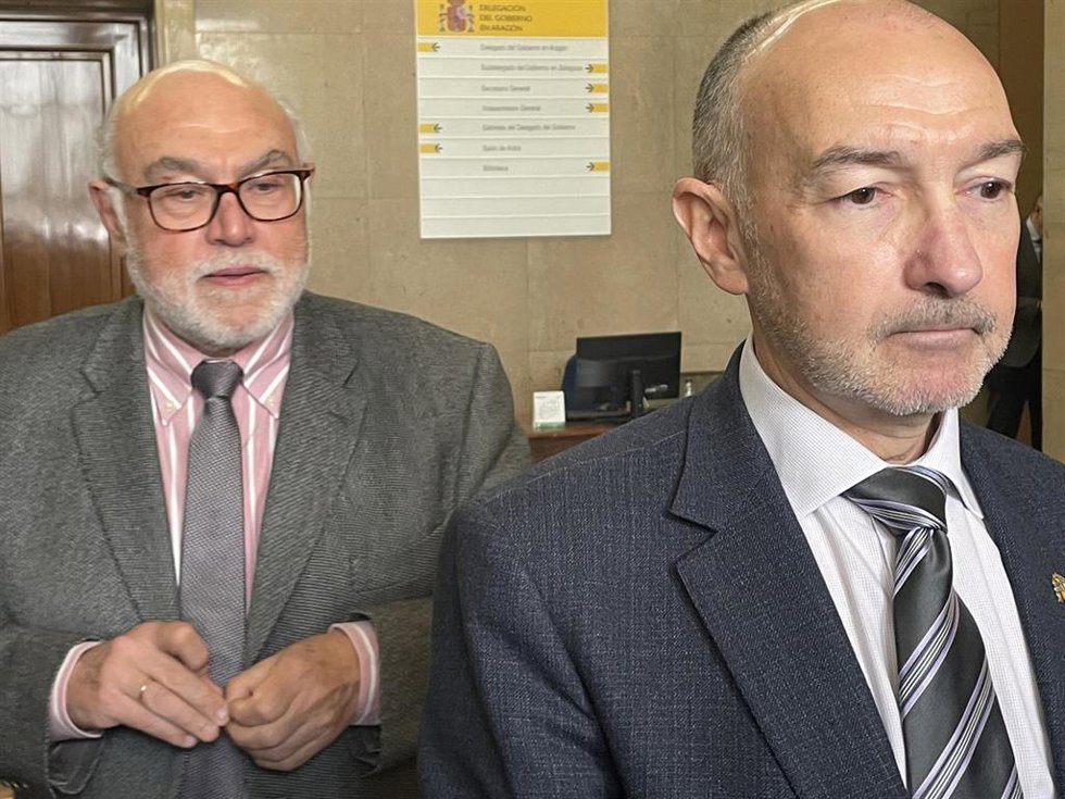 El delegado del Gobierno en Aragón, Fernando Beltrán, y el presidente de SEIASA, Francisco Rodríguez.
