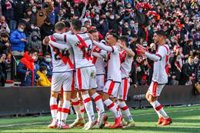 La Comunidad de Madrid quiere que el Rayo continúe jugando en un estadio en el distrito de Vallecas
