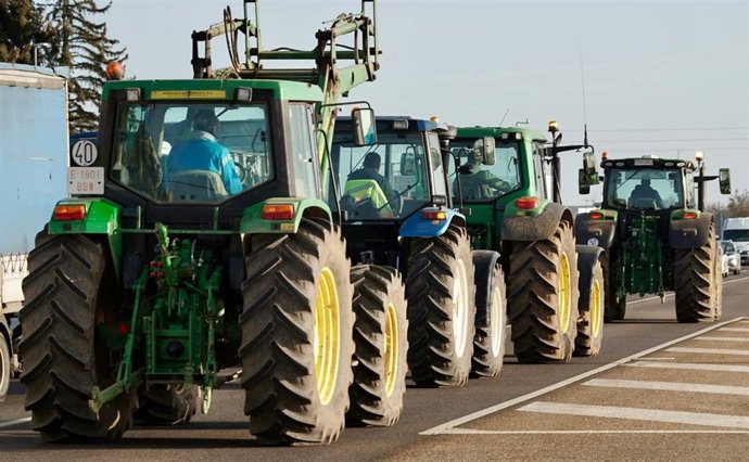 Columna de tractores