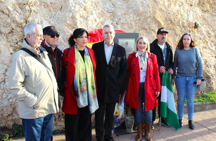 Representantes de IU Mlaga participan en la octava edición de la marcha de la Desbandá