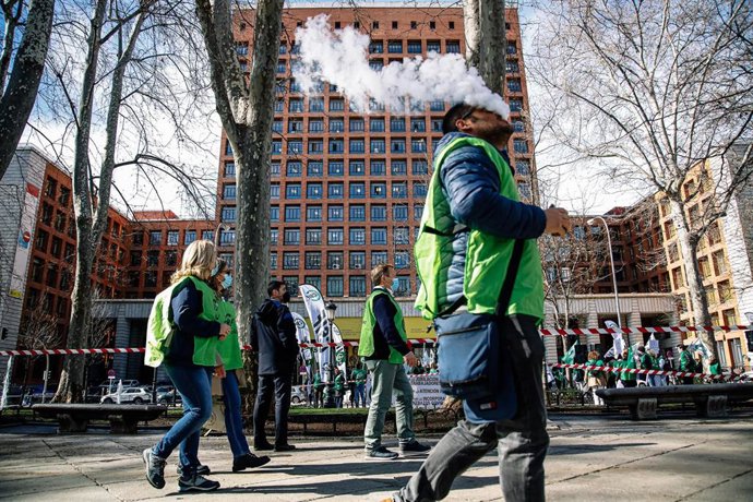 Archivo - Concentración de personal investigador 