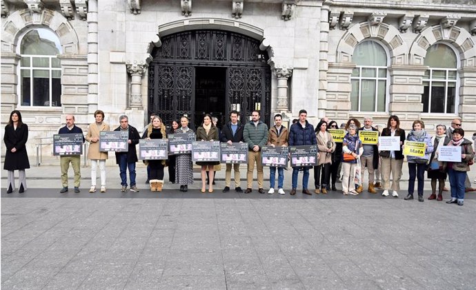 Concentración en Santander por las víctimas de violencia de género