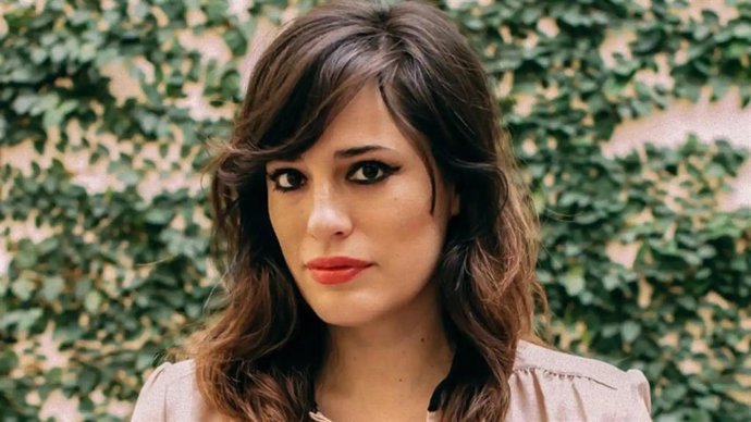 La escritora y periodista Pola Oloixarac.