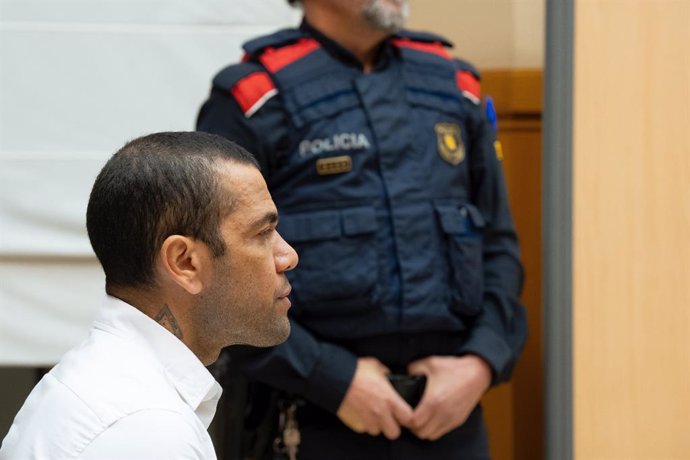 L'exfutbolista Dani Alves durant un judici en l'Audiència de Barcelona, a 5 de febrer de 2024, a Barcelona, Catalunya (Espanya). 