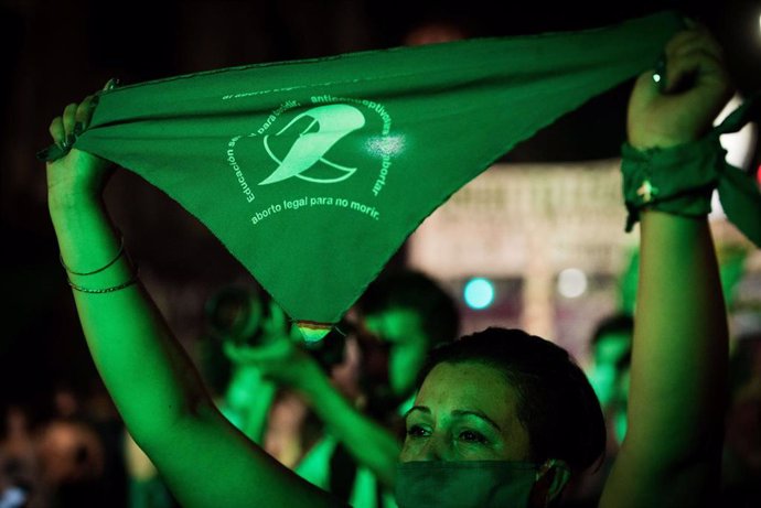 Archivo - Imagen de archivo de la aprobación de la legalización del aborto en Argentina, hace tres años