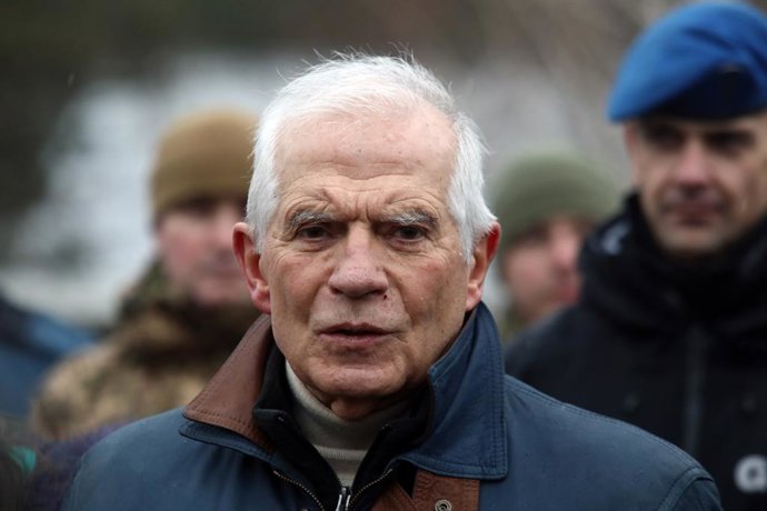 February 6, 2024, Kyiv Region, Ukraine: KYIV REGION, UKRAINE - FEBRUARY 6, 2024 - High Representative of the European Union for Foreign Affairs and Security Policy, Vice-President of the European Commission Josep Borrell Fontelles inspects the training of