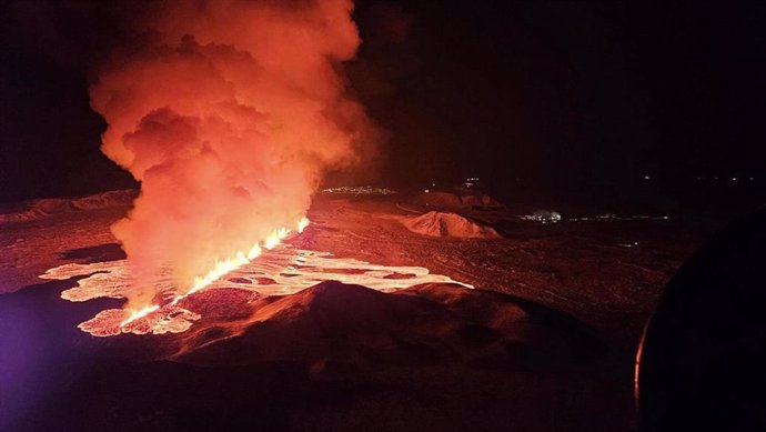 Erupción en la península de Reykjanes, en Islandia