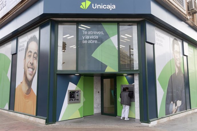 Unicaja estrena nueva identidad corporativa como resultado de un profundo análisis y de un trabajo de reposicionamiento de su marca.