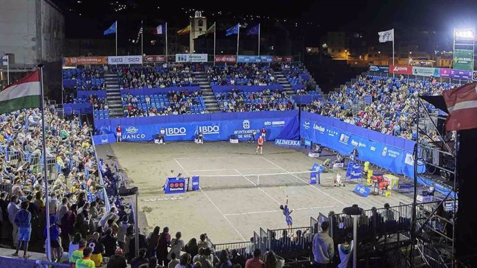 Tenis Playa de Luanco