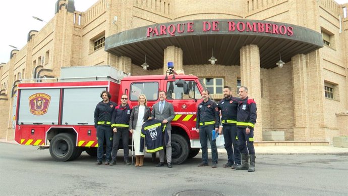 Camión de bomberos donado desde el parque de Toledo a Bomberos sin Fronteras.