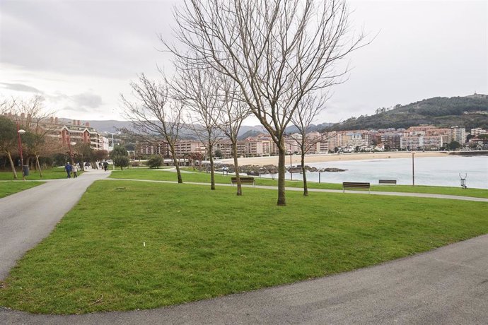 Vista del Parque Cotolino donde han detenido a los menores con motivo del hallazgo el cuerpo sin vida de una mujer, a 8 de febrero de 2024, en Castro Urdiales, Cantabria (España).  