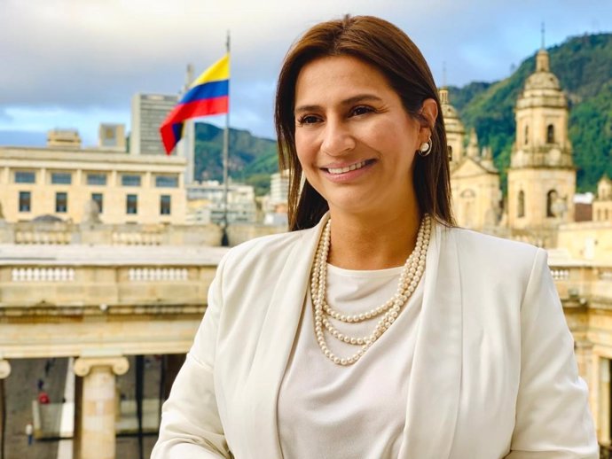 La senadora del Centro Democrático Paola Holguín