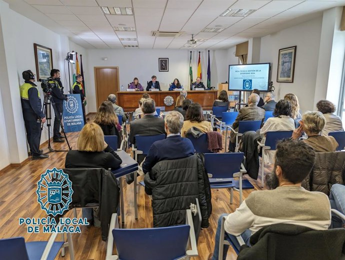 Policía Local de Málaga celebra la segunda Mesa Técnica de Gestión de la Diversidad