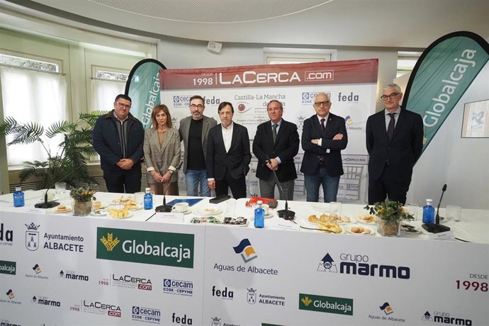 Foro 'Castilla-La Mancha, de cerca' celebrado en Albacete.