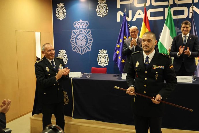 Luis Esteban toma posesión como jefe superior de Policía en Andalucía Oriental