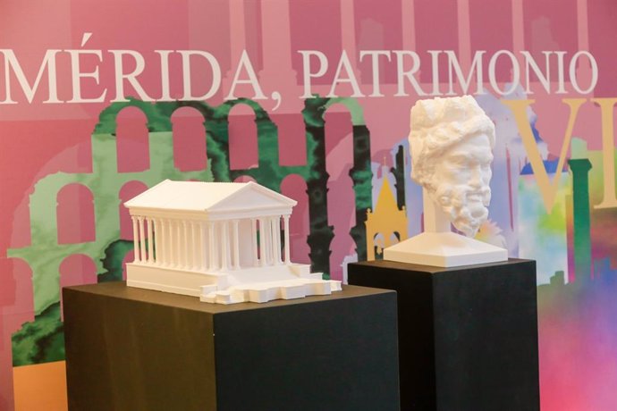 Reproducciones de la exposición 'Mérida patrimonio' 