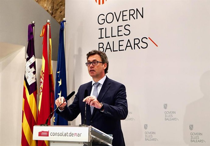 El portavoz del Govern, Antoni Costa, en la rueda de prensa posterior al Consell de Govern