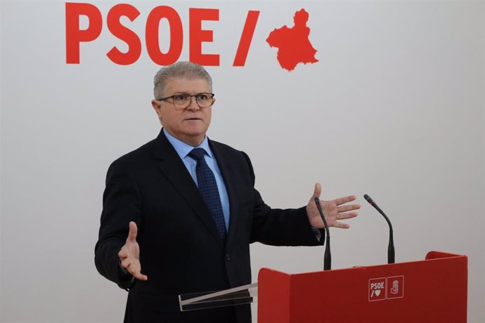 El secretario general del PSOE en la Región de Murcia, José Vélez