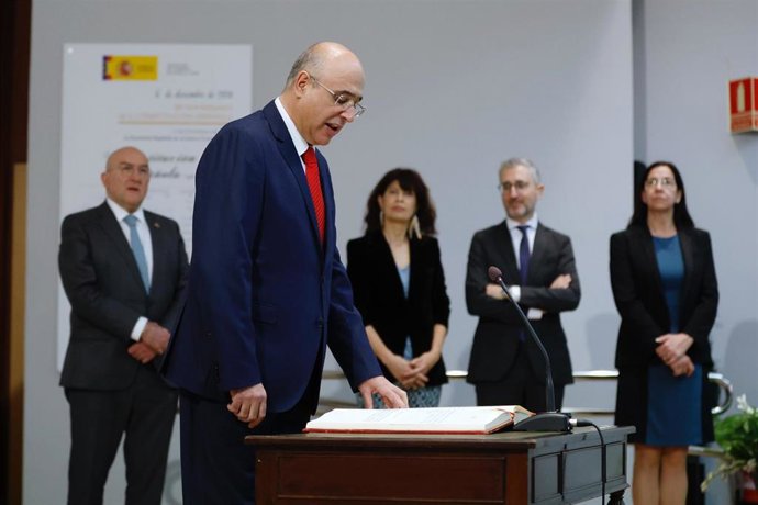 Toma de posesión Jacinto Canales