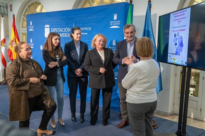 Instituciones se unen a 'Asperger Almería' para celebrar la Semana del Asperger en la provincia