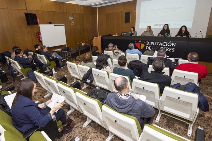 La Diputación de Cáceres anima a los territorios a que se adhieran a la red provincial de Destinos Turísticos Inteligentes