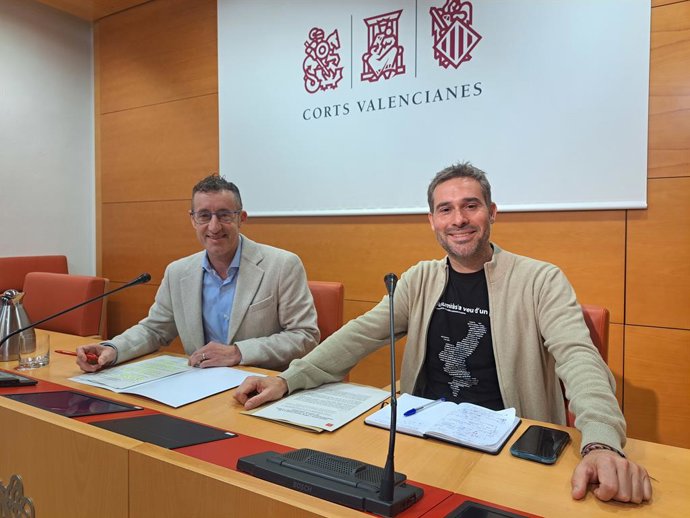 Els portaveus d'Educació del PSPV i Compromís a Les Corts Valencianes, José Luis Lorenz i Gerard Fullana