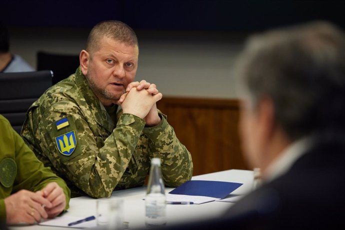 Archivo - FILED - 25 April 2022, Ukraine, Kiev: Commander-in-Chief of the Ukrainian Armed Forces Valery Zaluzhny attends a meeting with US Secretary of State Antony Blinken. Photo: -/Ukrainian Presidency/dpa - ATTENTION: editorial use only and only if the