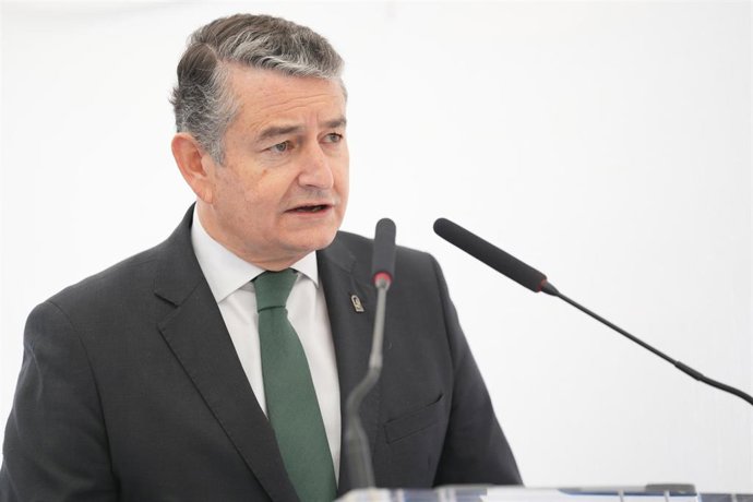 El consejero de Presidencia, Interior, Diálogo Social y Simplificación Administrativa, Antonio Sanz, imagen de archivo