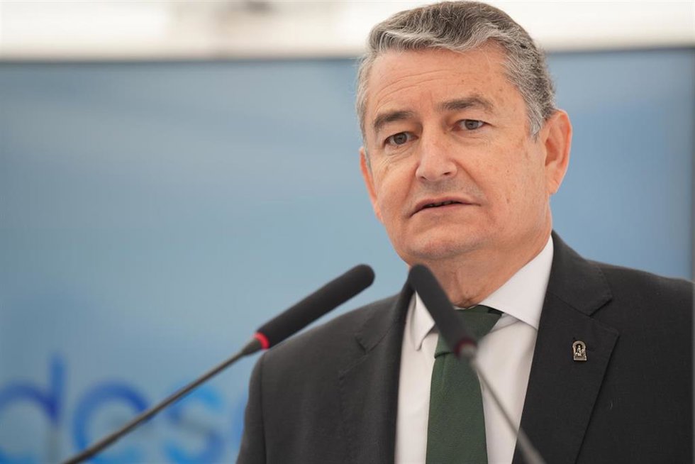 El consejero de Presidencia, Interior, Diálogo Social y Simplificación Administrativa, Antonio Sanz