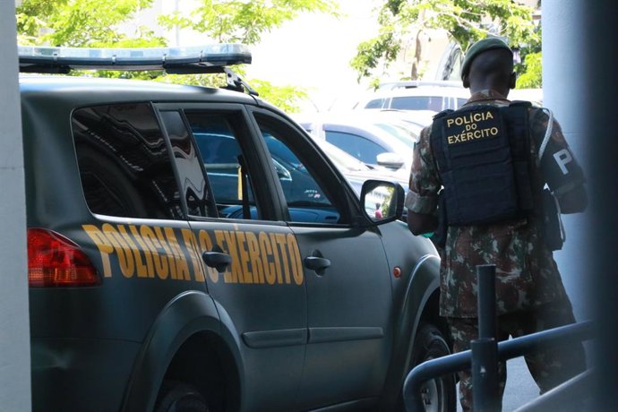 February 8, 2024, Rio De Janeiro, Rio De Janeiro, Brasil: RIO DE JANEIRO (RJ), 02/08/2024 - FEDERAL OPERATION - Federal Police carried out an operation this Thursday (08) to fulfill 4 arrest warrants and 33 search and seizure warrants in 9 states and th