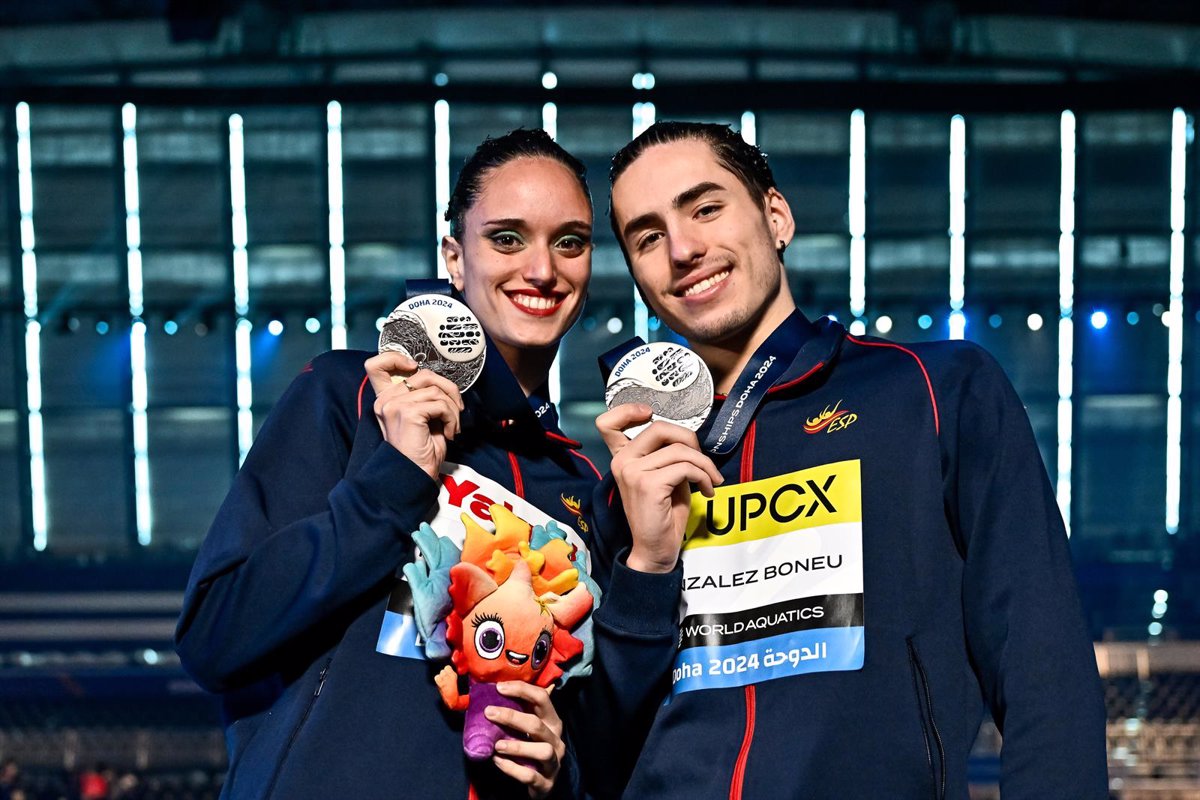 Dennis González and Mireia Hernández Secure Silver in Free Mixed Duet