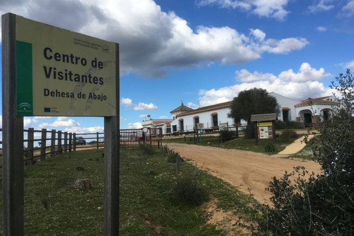 Centro de visitantes Dehesa de Abajo.