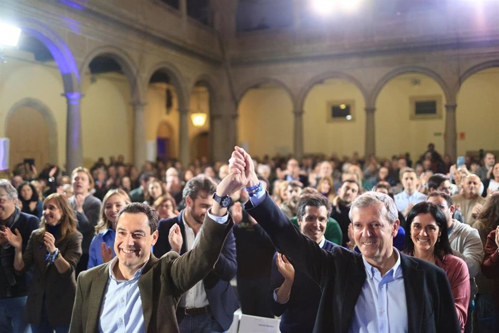 Moreno y Rueda en el mitin de Santiago.