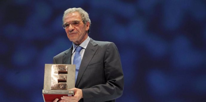 César Alierta durante la recepción del Premio a la Excelencia Empresarial en Aragón, en el año 2012.
