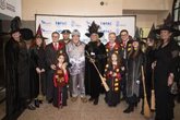 Foto: La alcaldesa de Huelva y sus concejalas de visten de bruja para el Carnaval y los ediles de Harry Potter