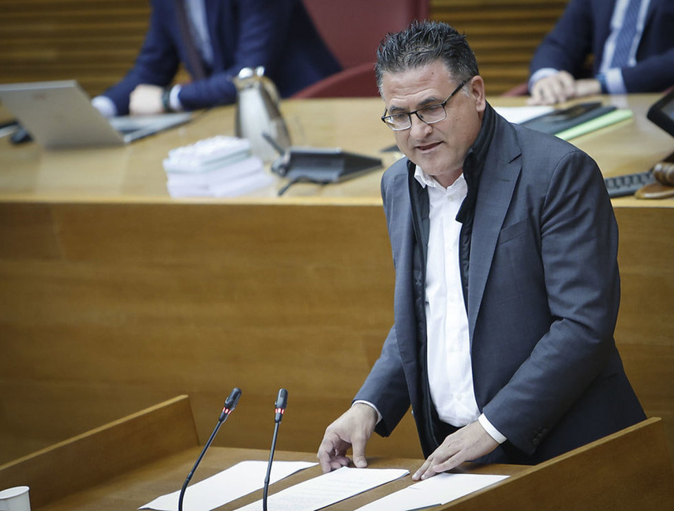 El portavoz de Obras Públicas y Transportes del Grupo Popular en Les Corts, Joserra González de Zárate