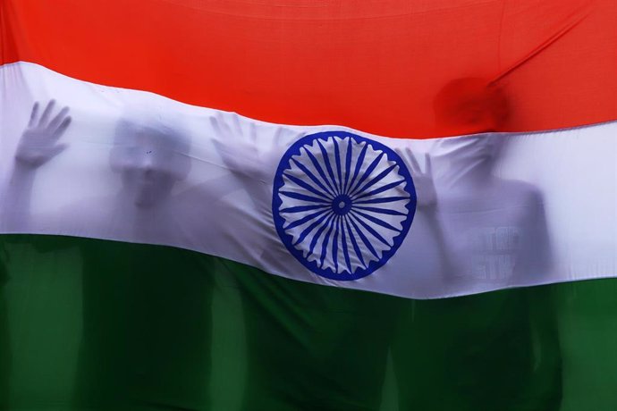 Archivo - Imagen de archivo de una bandera de India