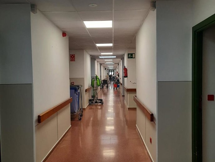 Pasillo del centro residencial "Fuente Atenor" de Azuaga.